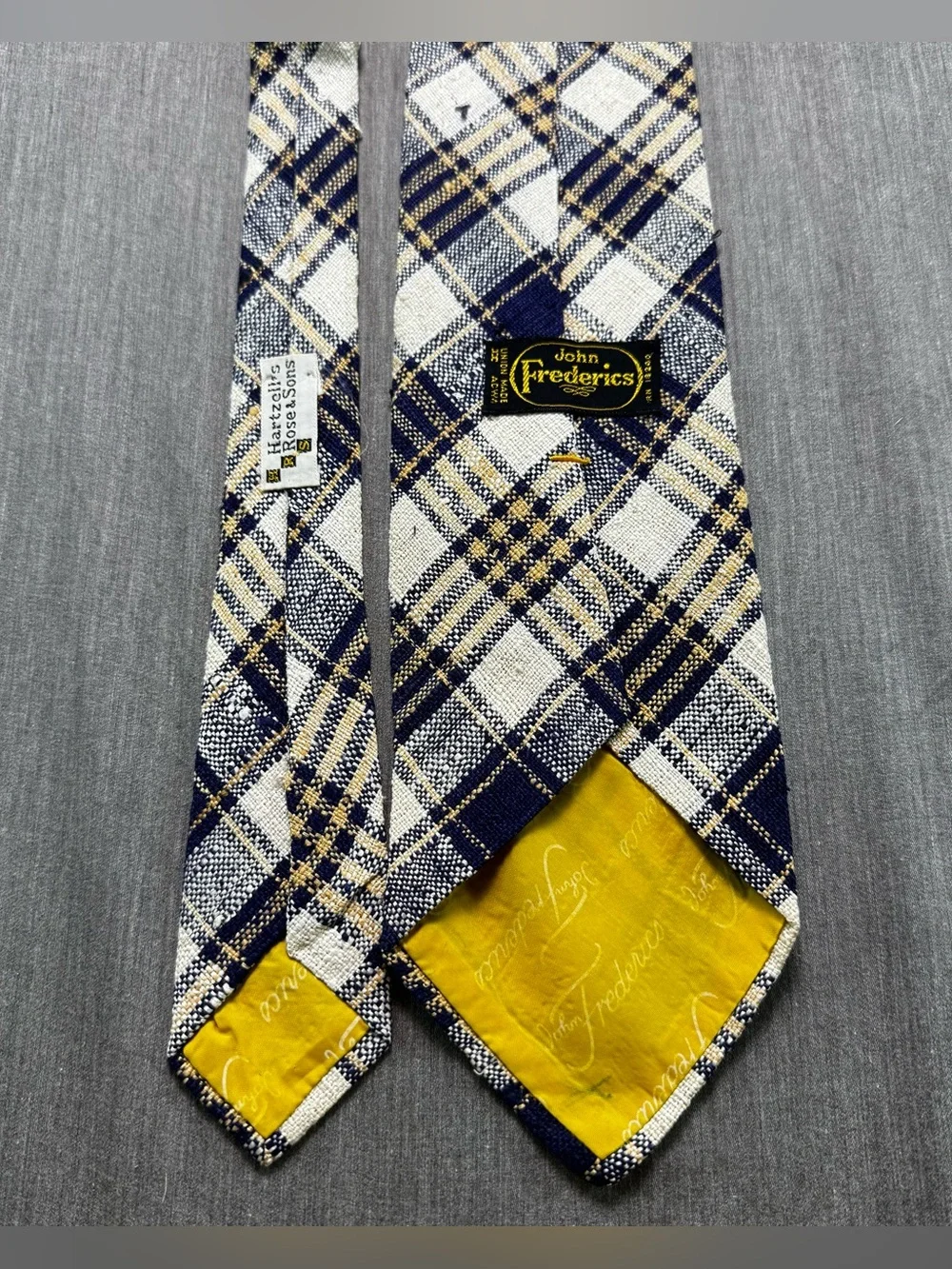 Vintage 70s John Frederics Plaid Necktie Navy Blue Cream Gold Union Made 4.25